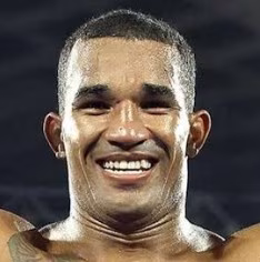 Esquiva Falcao